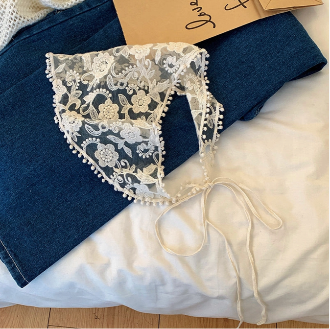 Beige Lace Triangle Headscarf