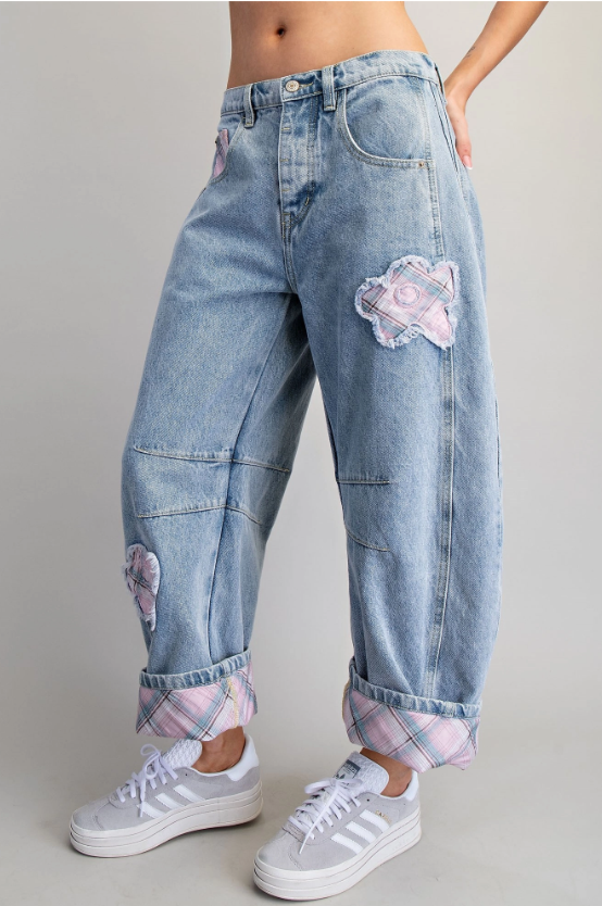 Floral Patch Plaid Contrast Barrel Jeans