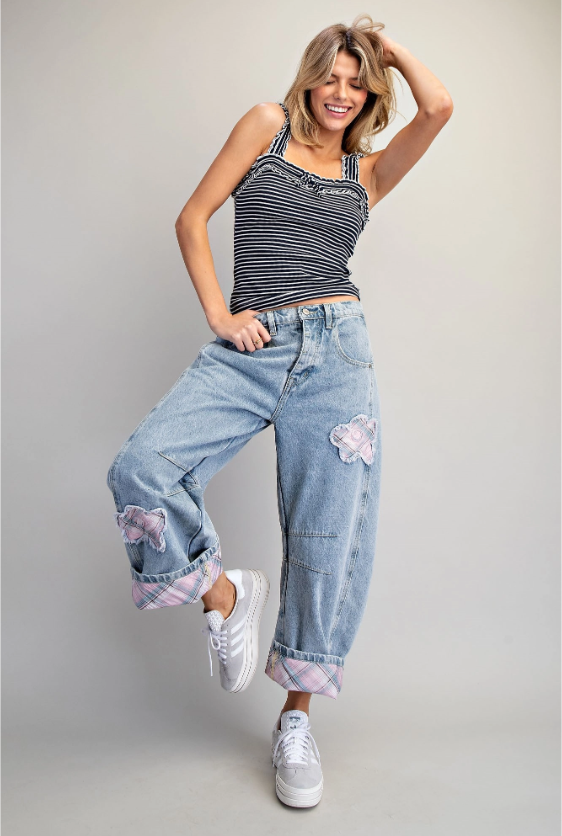 Floral Patch Plaid Contrast Barrel Jeans