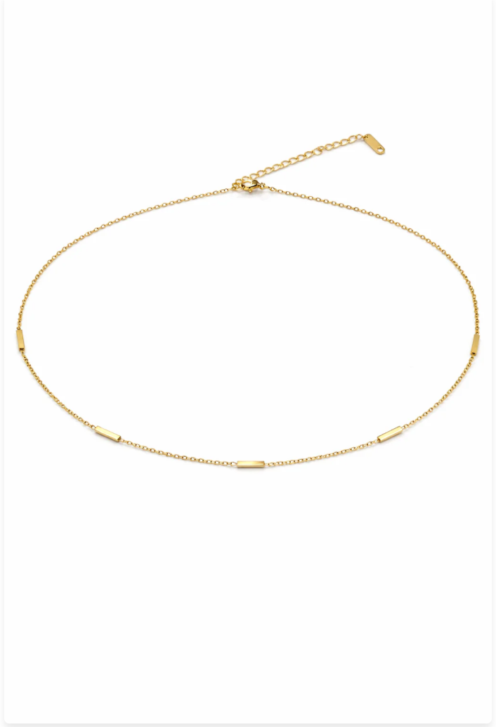 Auriana Choker