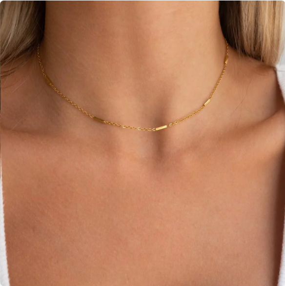 Auriana Choker