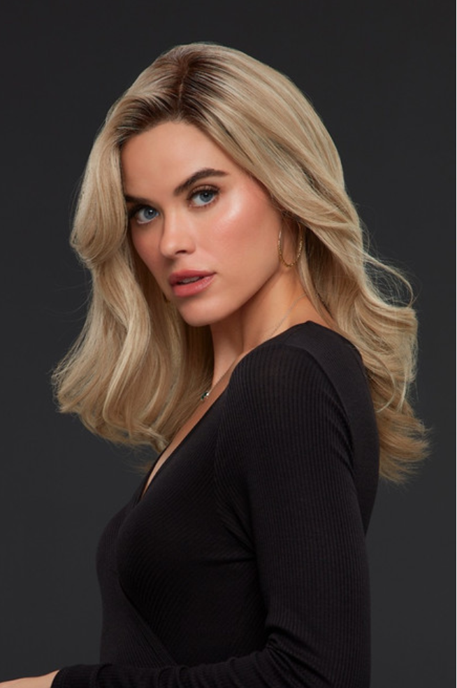 Sienna wig - style view