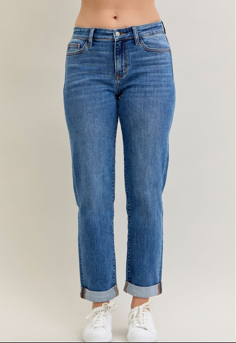 Judy Blue Boyfriend Classic Cuffed Jeans - side view on model